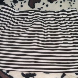 SHEIN Black and White Striped Pencil Skirt